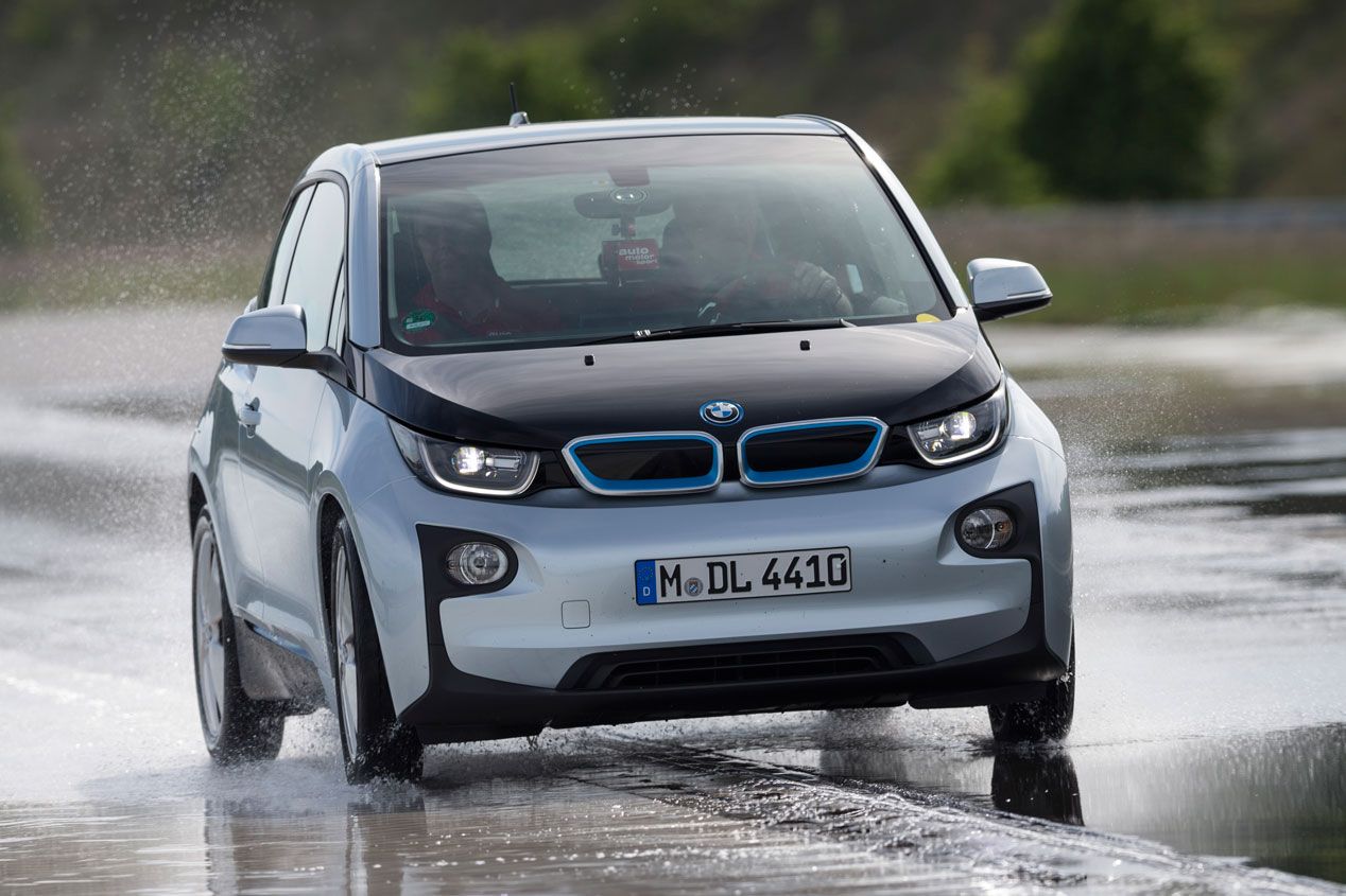 6 de los mejores coches eléctricos, al límite