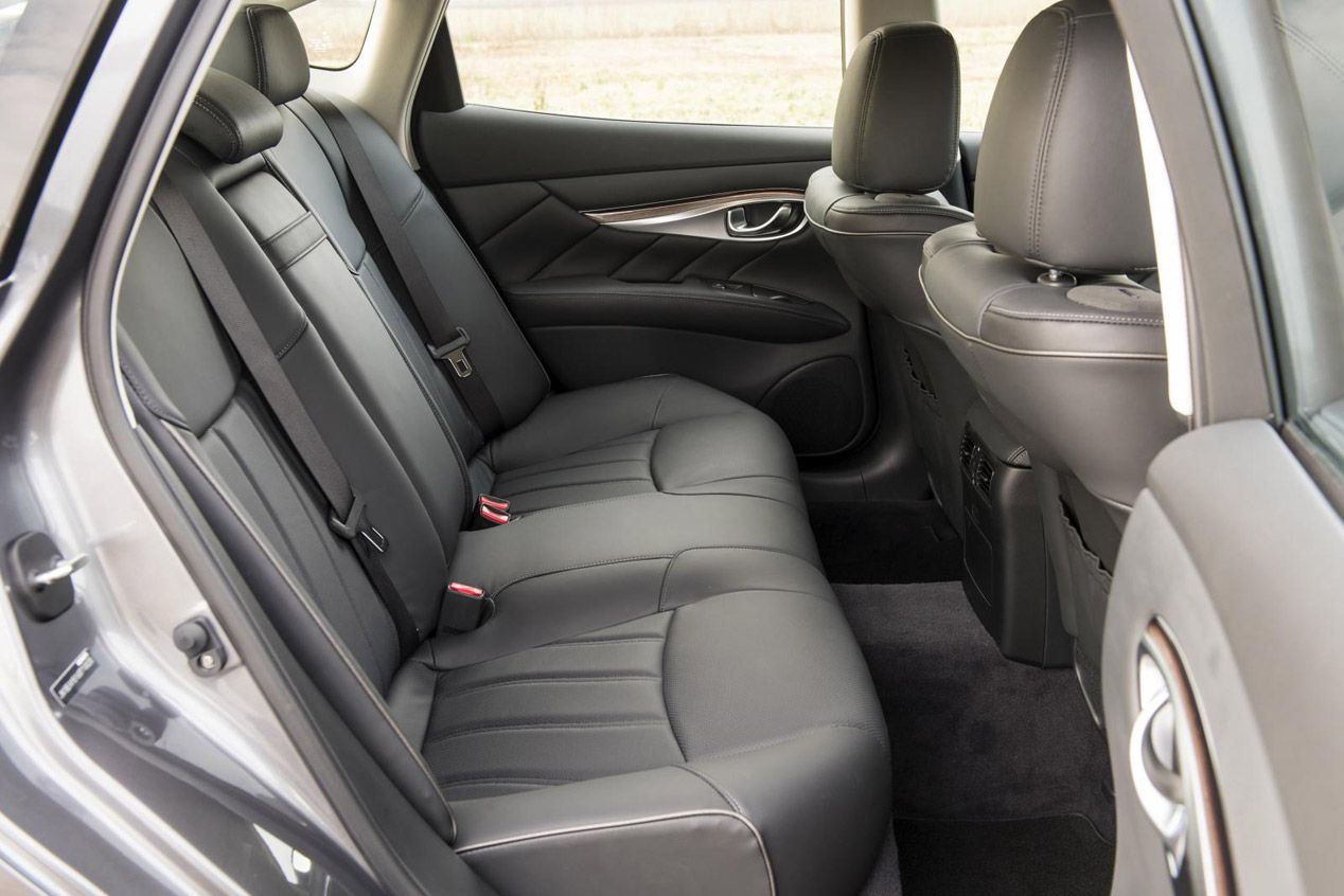 Nuevo Infiniti Q70 2015