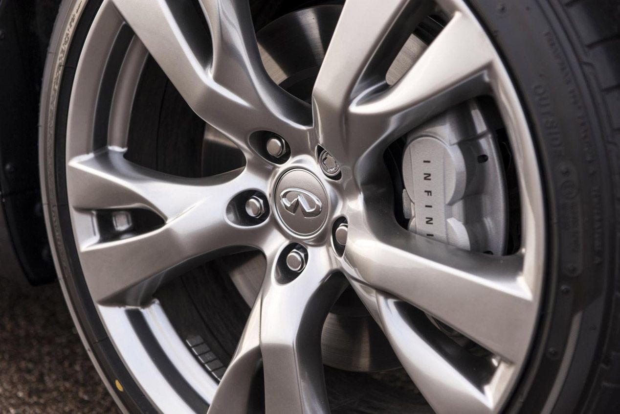 Nuevo Infiniti Q70 2015