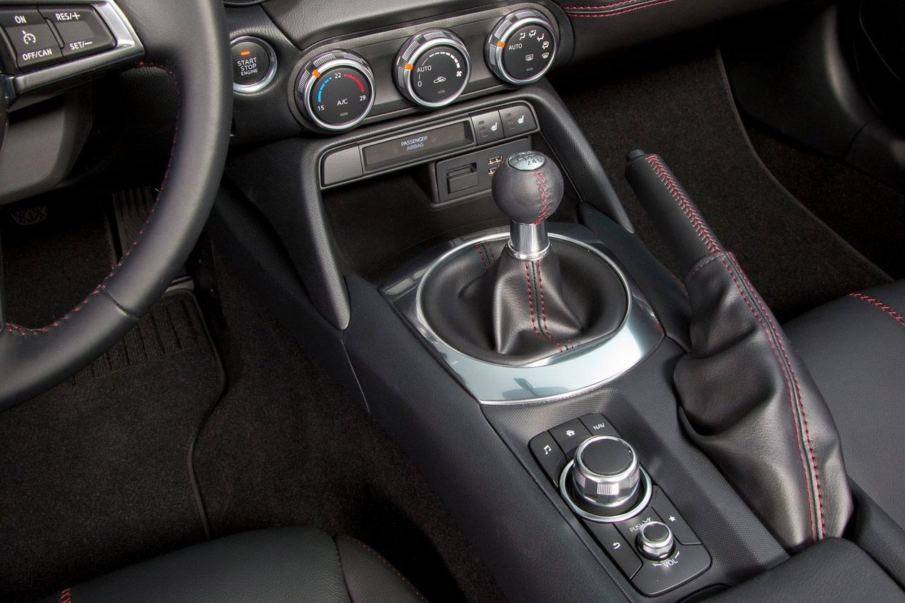 Mazda MX-5 2015