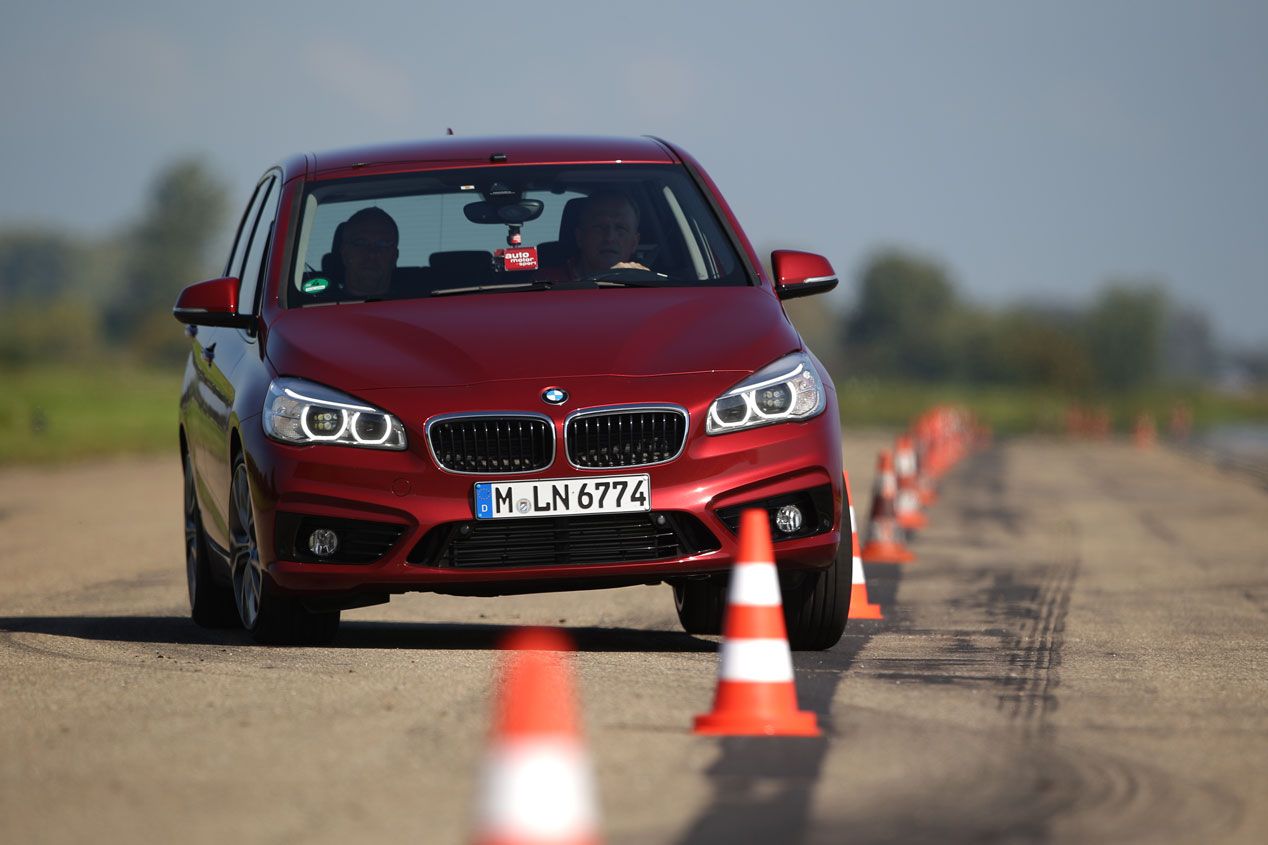 Comparativa: BMW 218d Active Tourer - VW Golf Sportsvan 2.0 TDi, cantidad y calidad