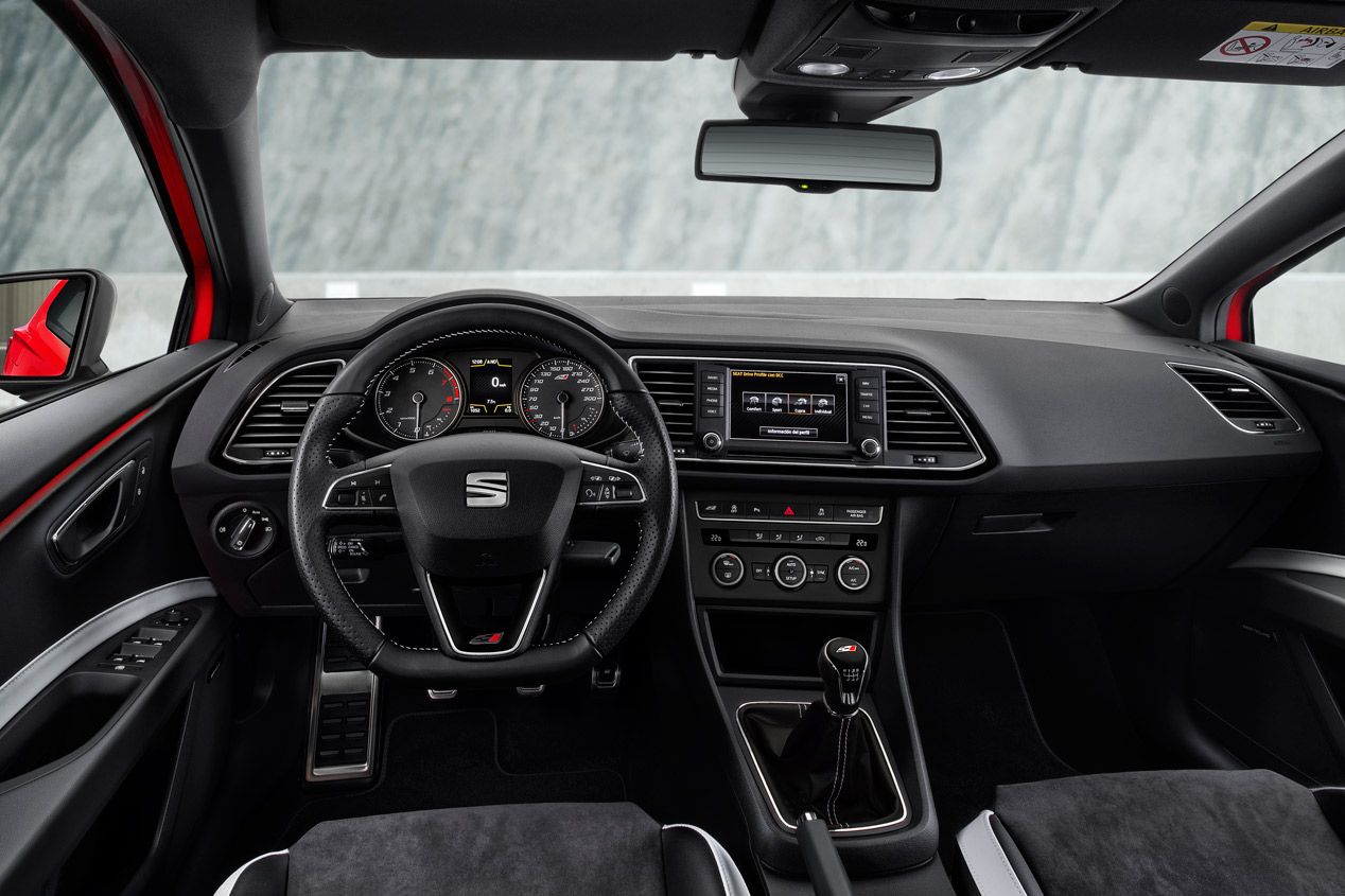 Contacto: Seat León ST Cupra, tres en uno