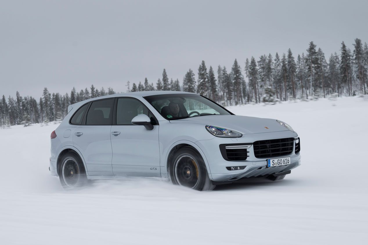Contacto: Porsche Cayenne GTS, deportivo se escribe con GTS