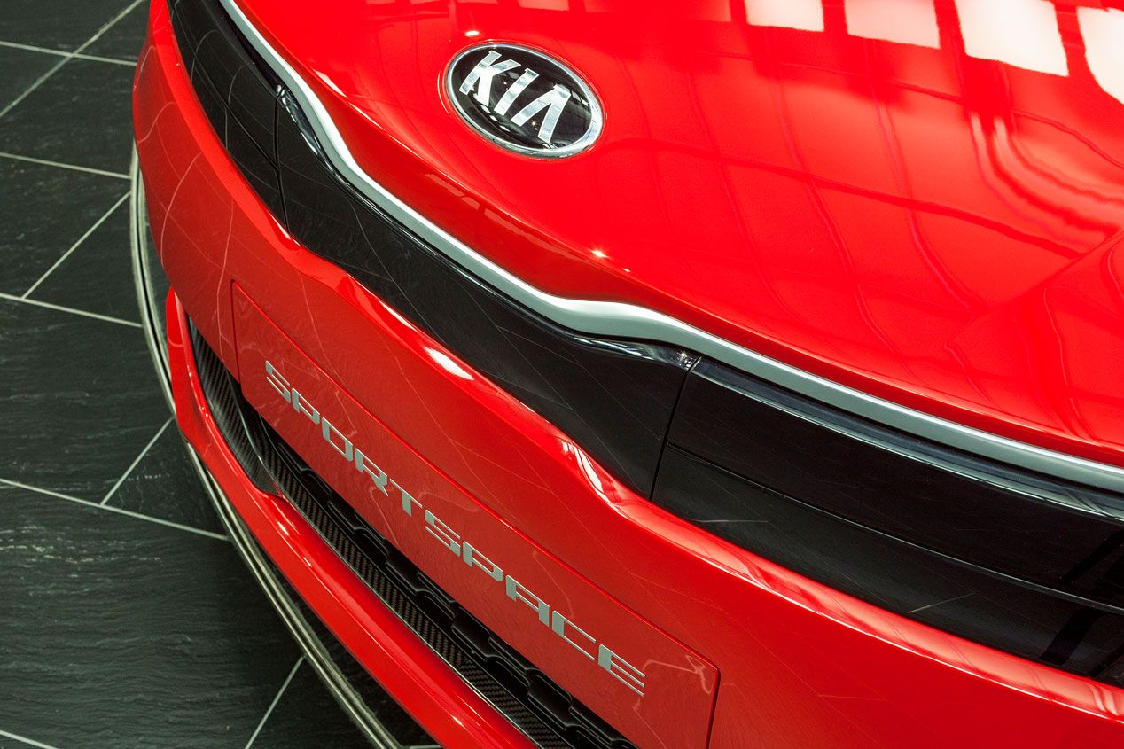 Kia Sportspace concept, familiar chic