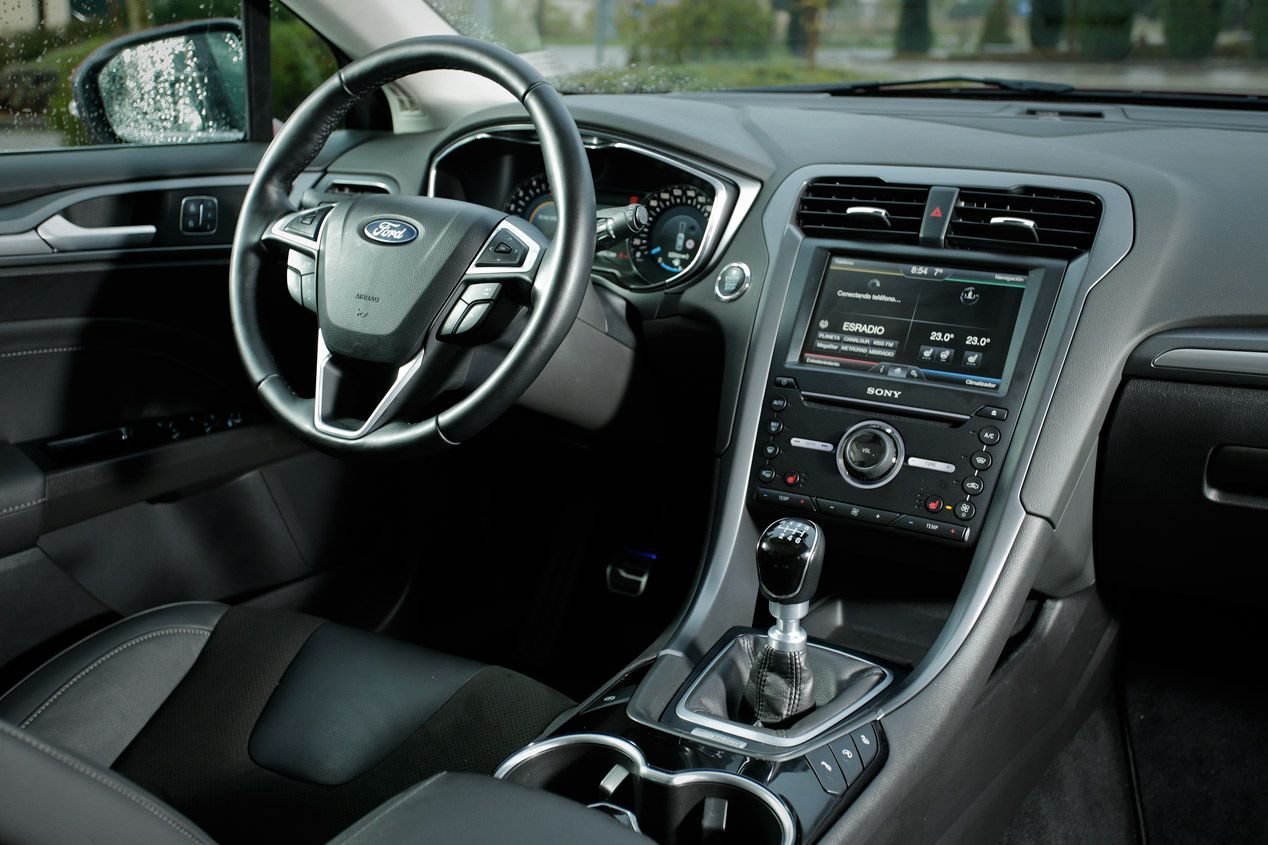 Prueba: Ford Mondeo 2.0 TDCi/180, de nota