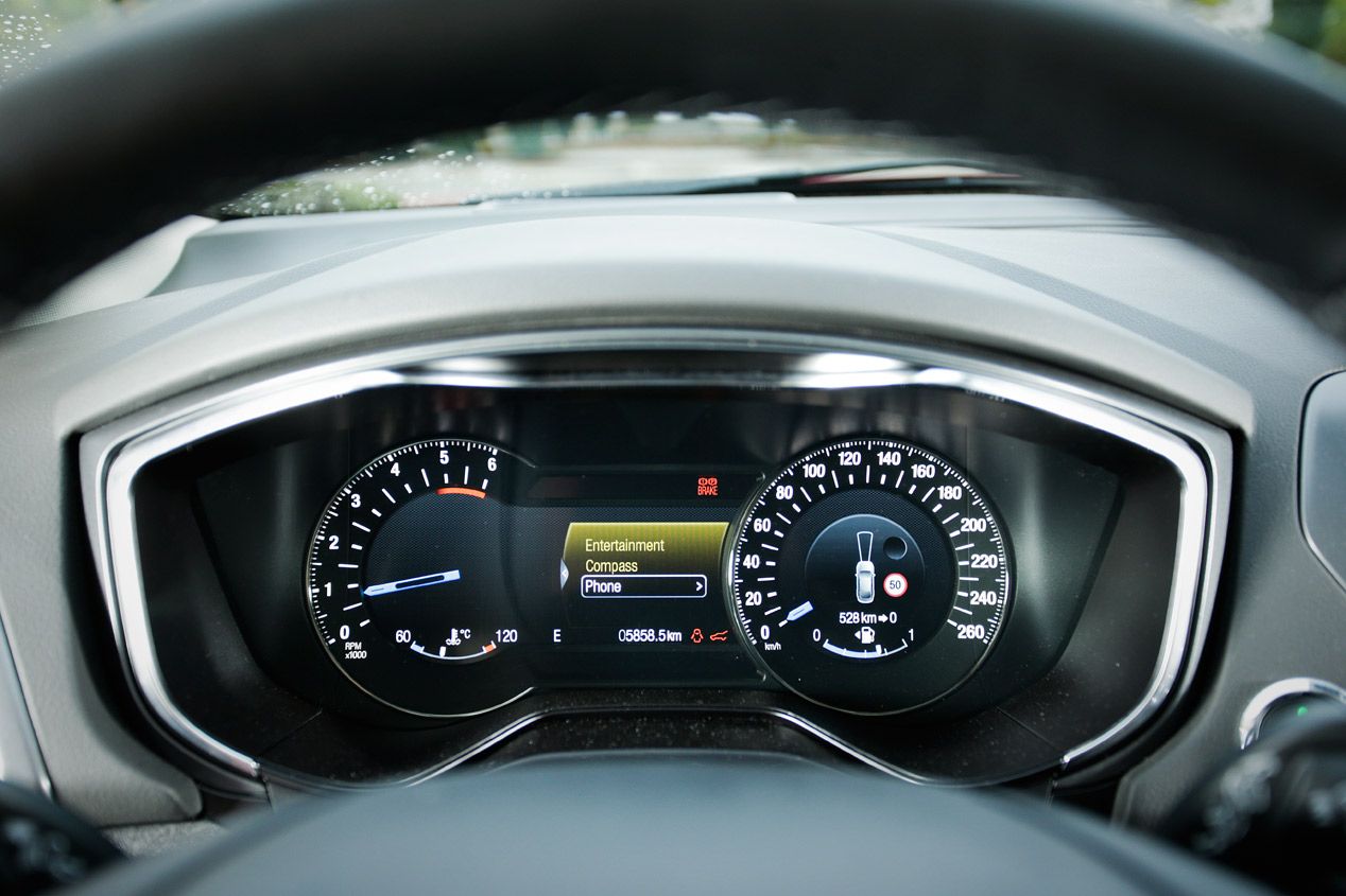 Prueba: Ford Mondeo 2.0 TDCi/180, de nota