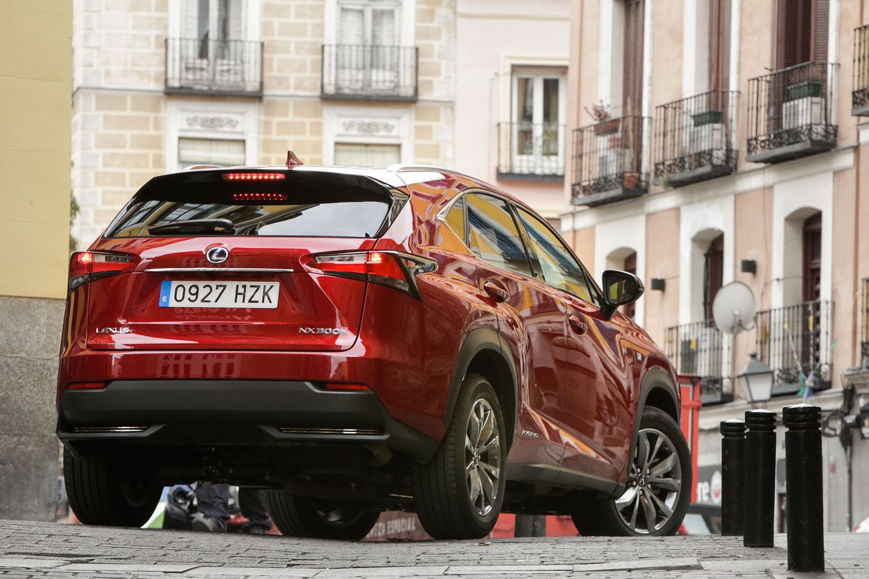 Prueba: Lexus NX 300h Sport, diseño y eficiencia entre los SUV