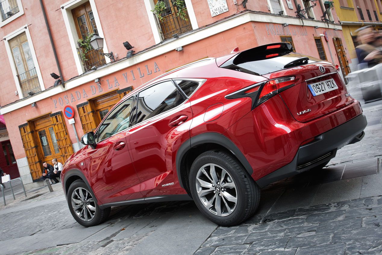 Prueba: Lexus NX 300h Sport, diseño y eficiencia entre los SUV