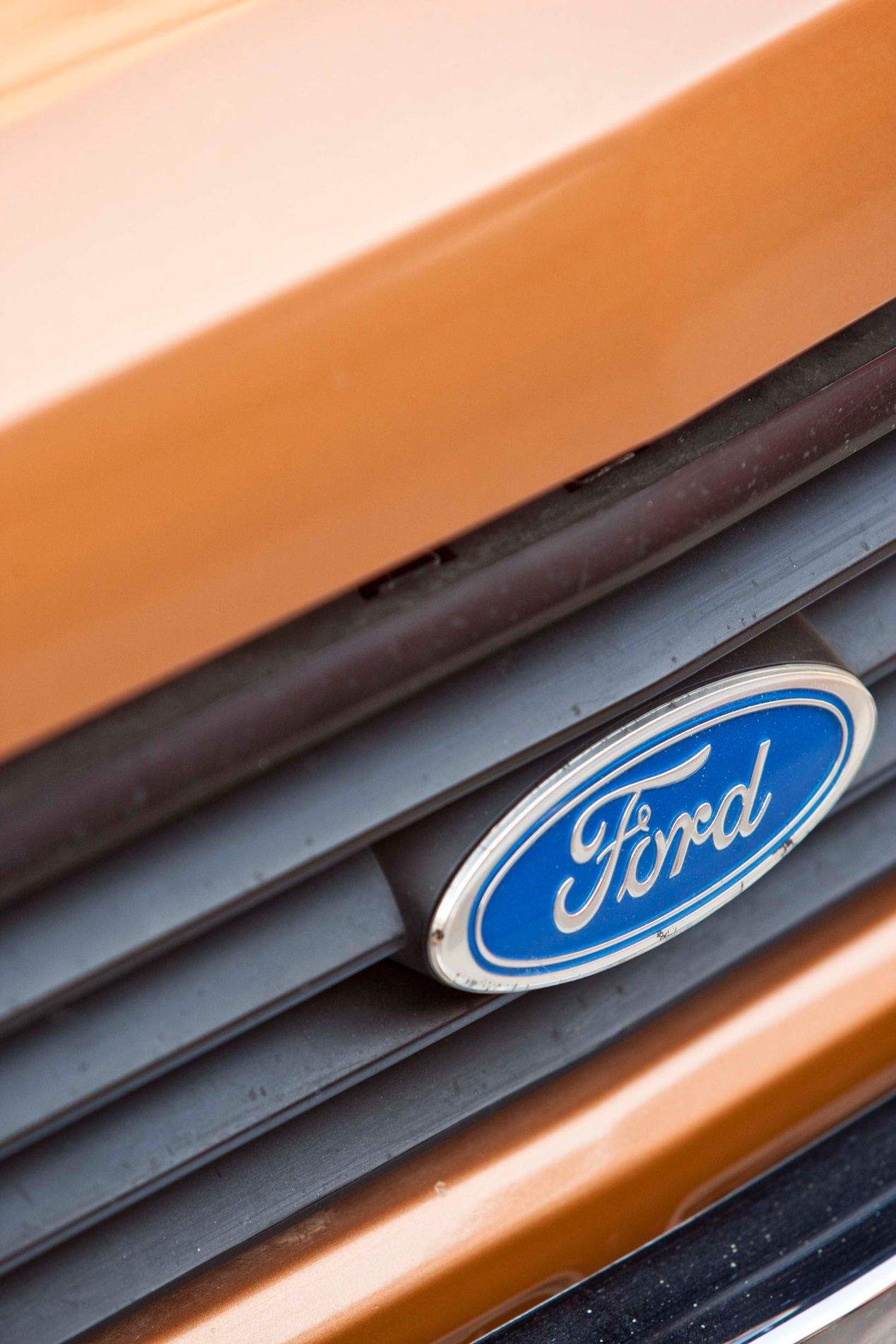 Seat 127, Renault 5 y Ford Fiesta: sensacional cartel