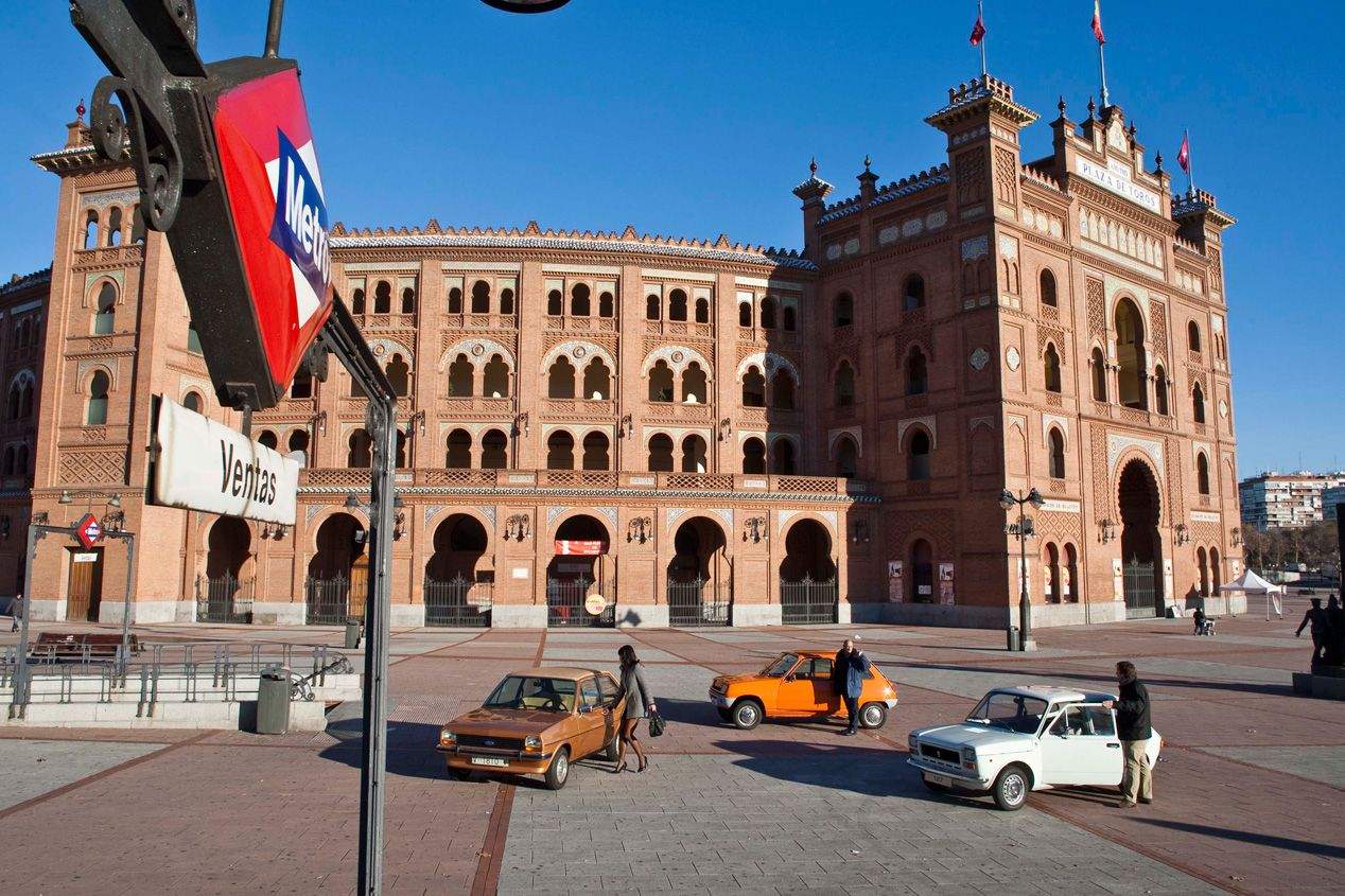 Seat 127, Renault 5 y Ford Fiesta: sensacional cartel