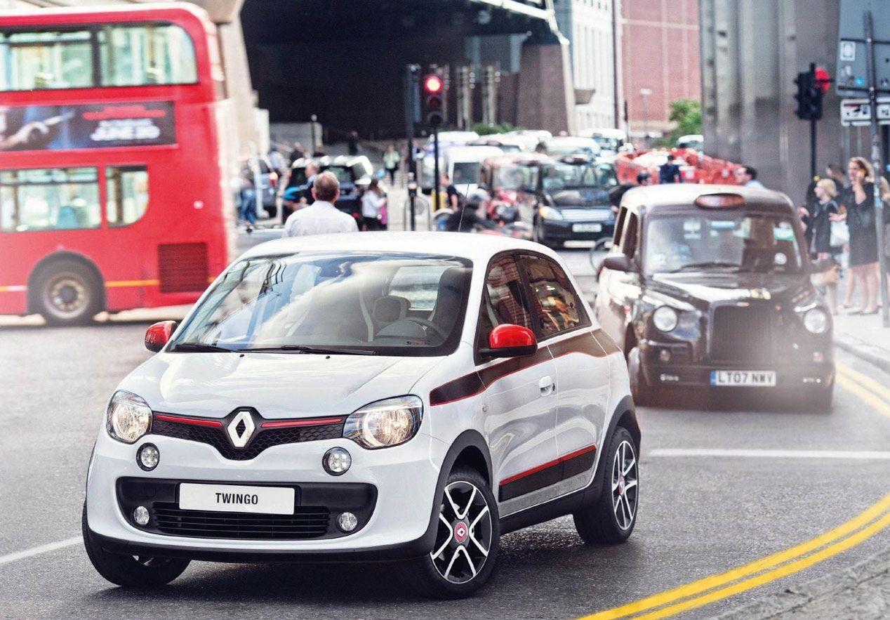 Car of the Year, en directo