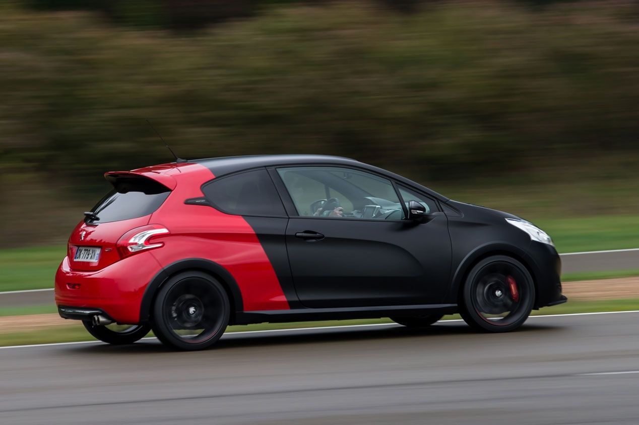 Los 10 coches más vendidos en febrero