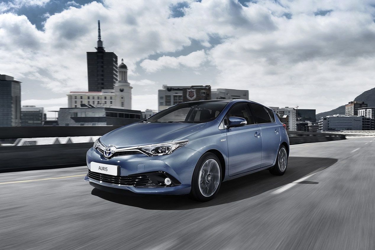 Toyota Auris 2015