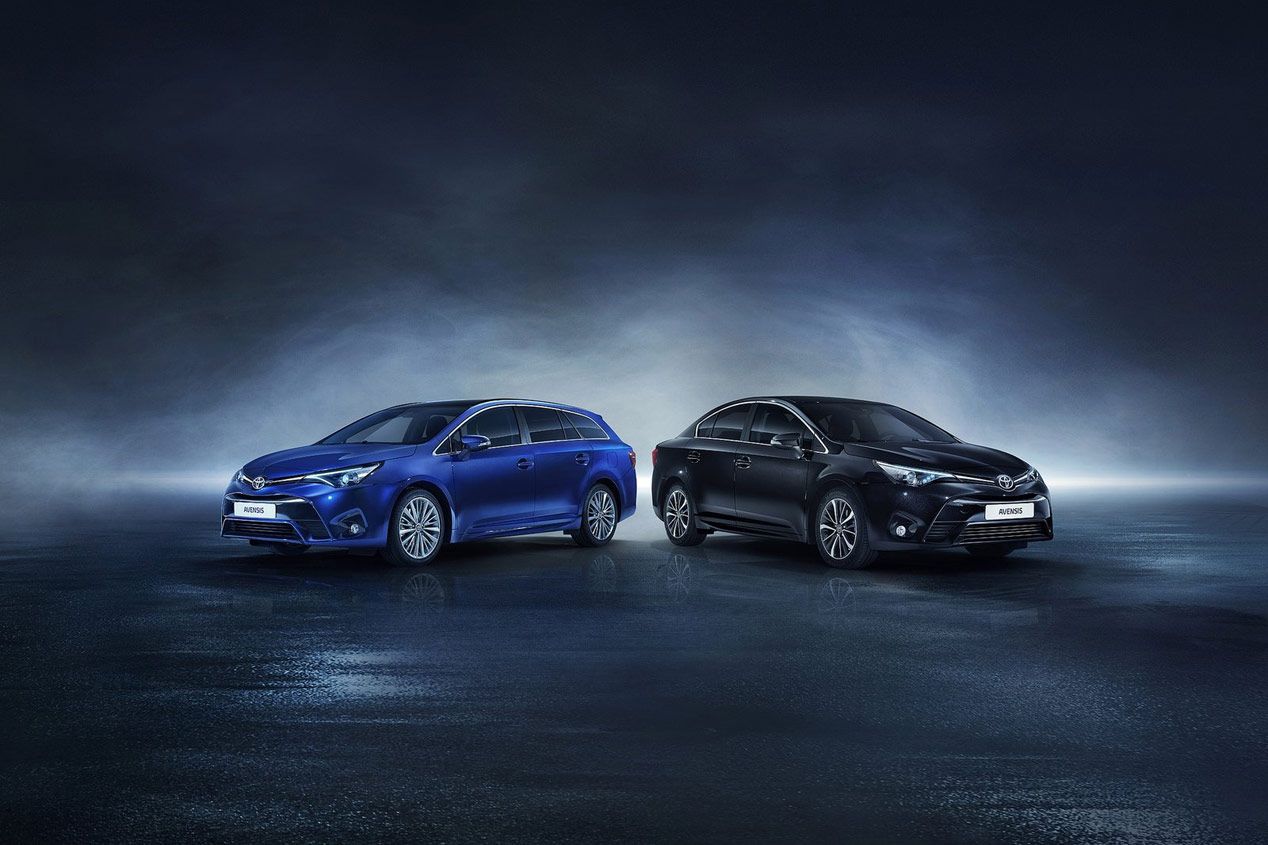 Toyota Avensis 2015