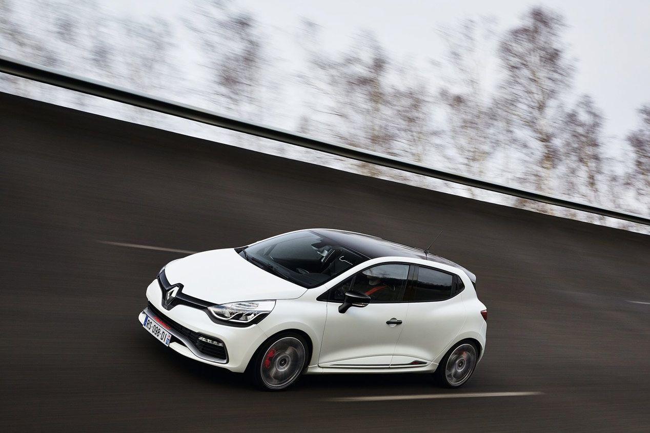 Renault Clio RS 220 Trophy, más adrenalina deportiva