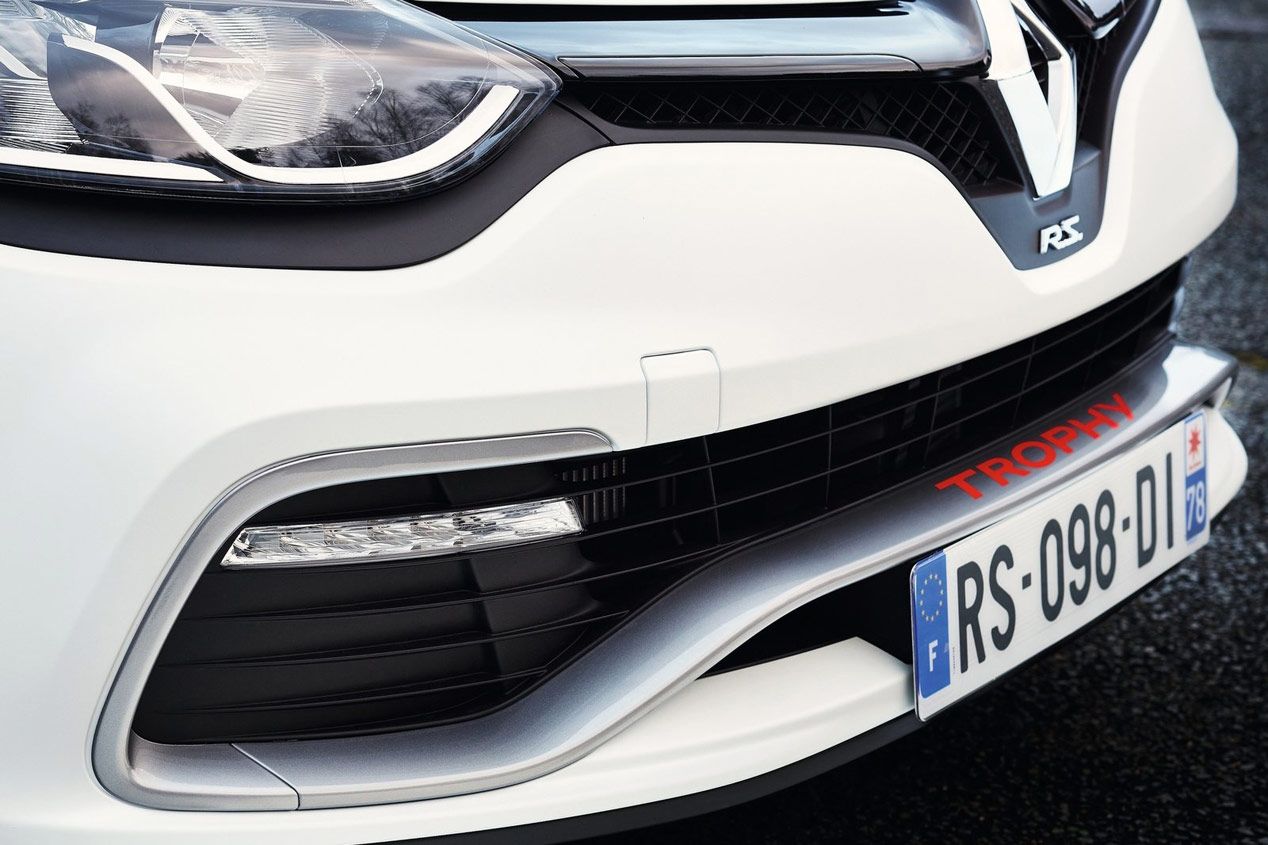 Renault Clio RS 220 Trophy, más adrenalina deportiva