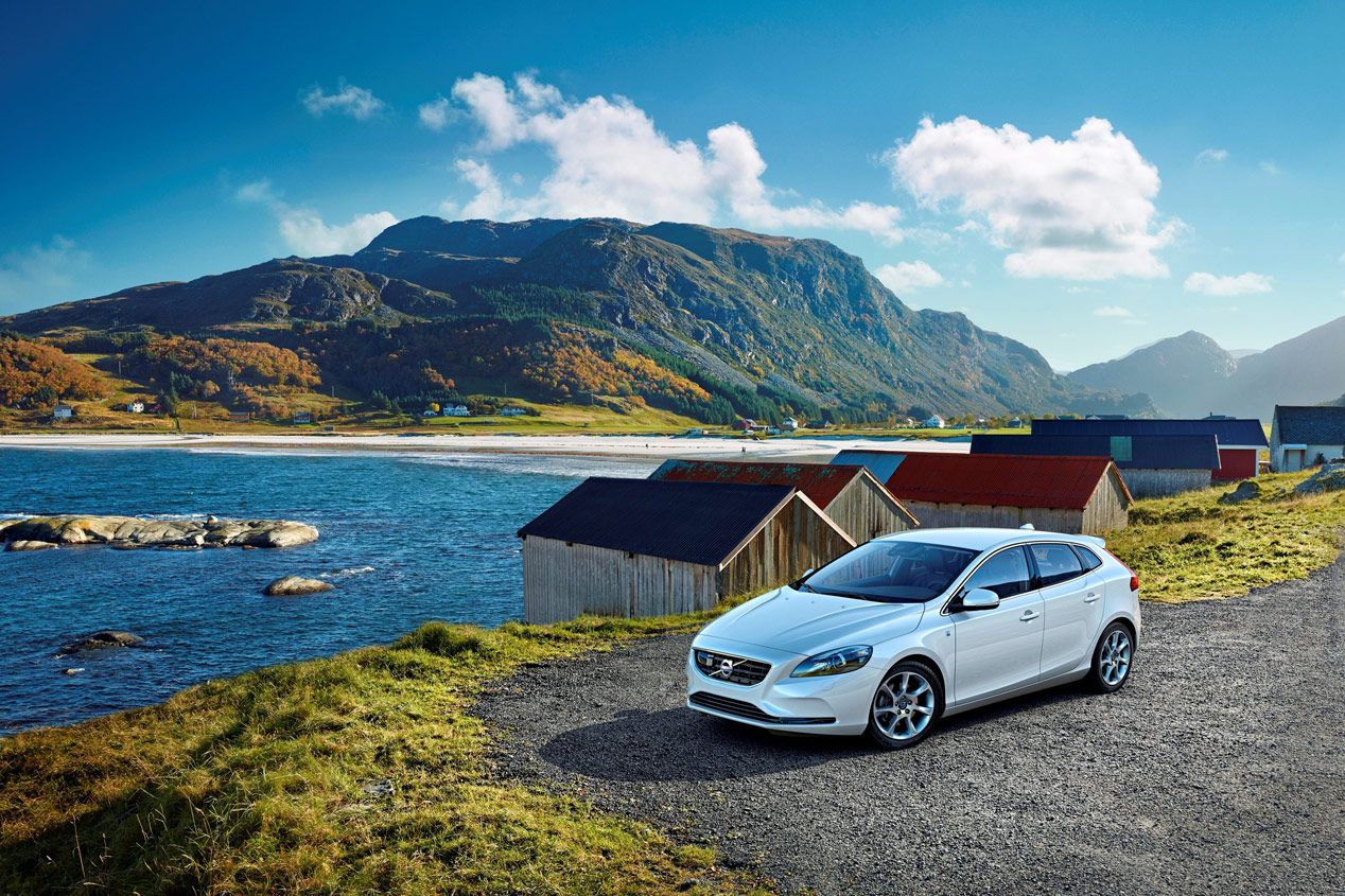 Volvo V40, seguridad y calidad en el asfalto