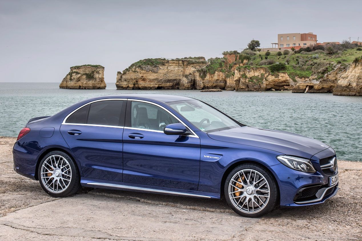 Contacto: Mercedes AMG C, marcando distancias