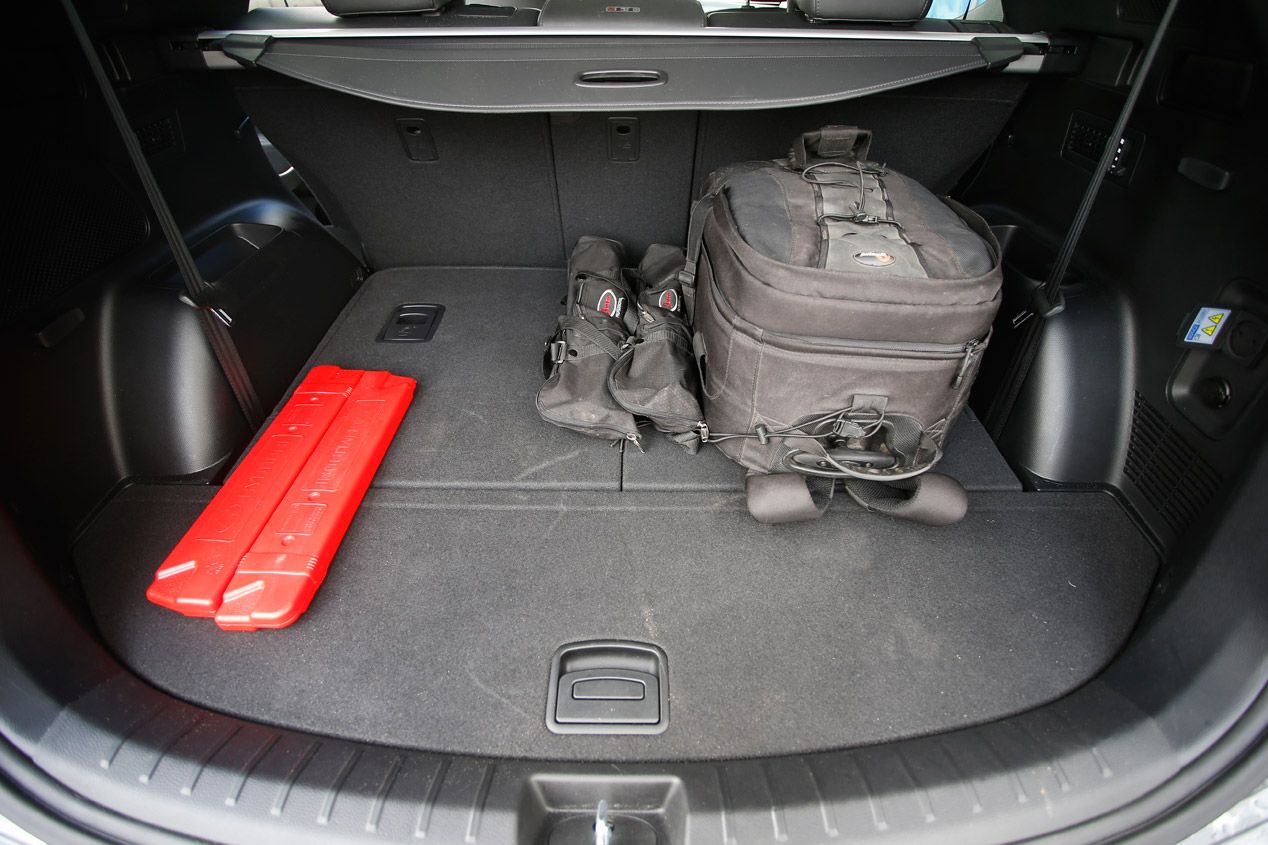 Comparativa: BMW X3 xDrive20d vs Hyundai Santa Fe 2.2 CRDi 4x4
