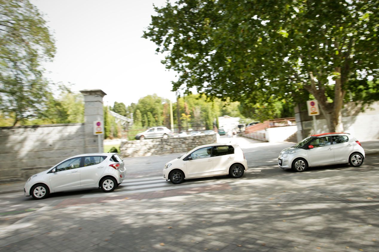 Comparativa: Citroën C1 1.2 vs Hyundai i10 1.2 y Seat Mii 1.0, meriéndate la ciudad