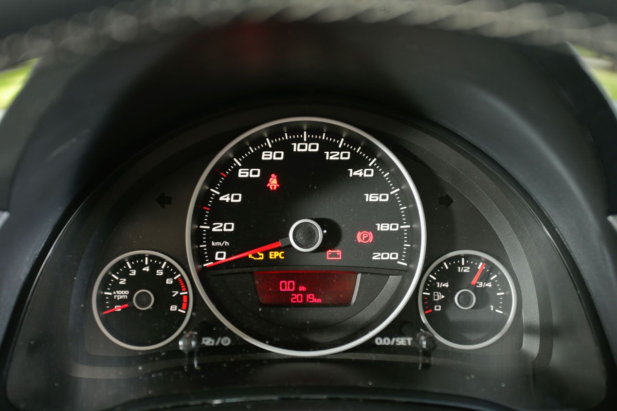 Comparativa: Citroën C1 1.2 vs Hyundai i10 1.2 y Seat Mii 1.0, meriéndate la ciudad