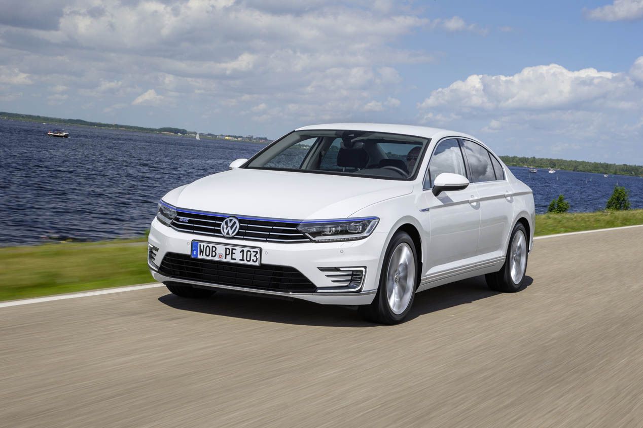 Contacto: Volkswagen Passat GTE, la berlina que menos consume