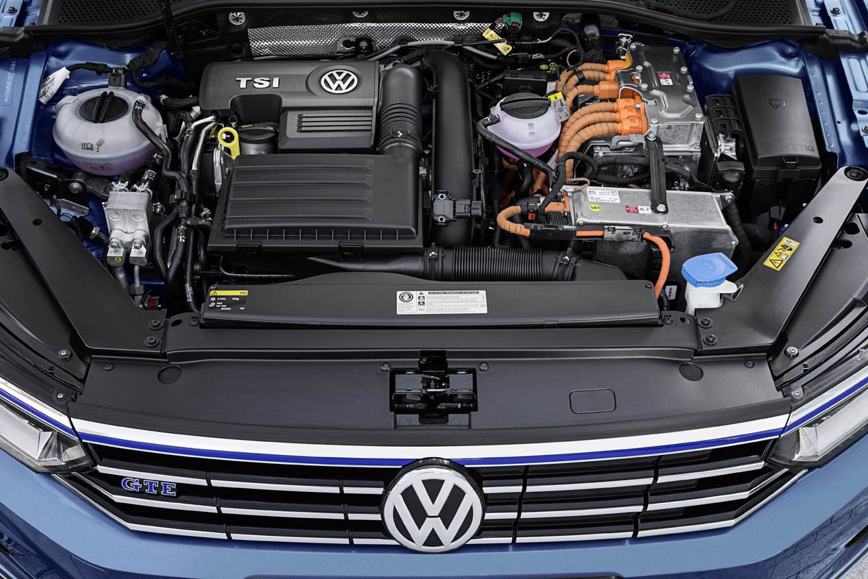 Contacto: Volkswagen Passat GTE, la berlina que menos consume