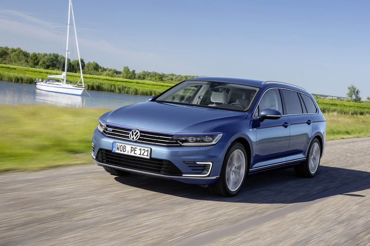 Contacto: Volkswagen Passat GTE, la berlina que menos consume