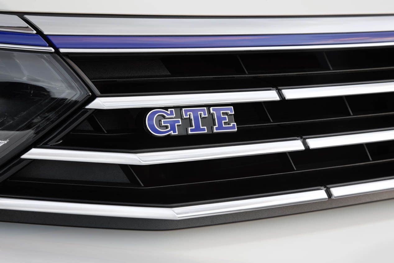 Contacto: Volkswagen Passat GTE, la berlina que menos consume