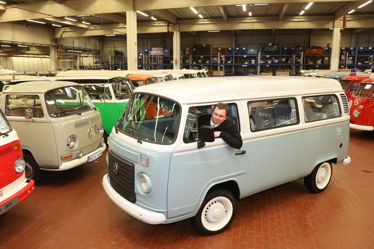 65 años del Volkswagen Bulli, la popular furgoneta 'flower power'