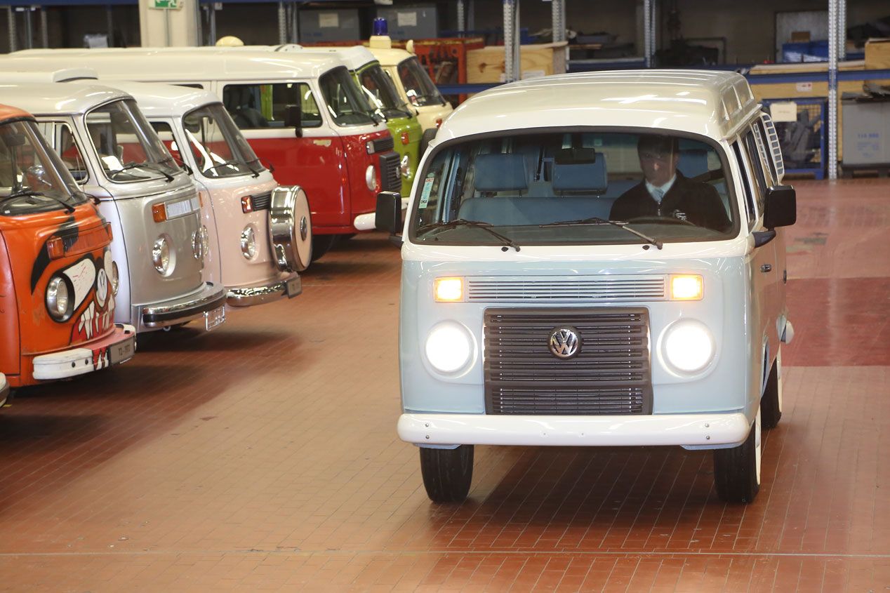 65 años del Volkswagen Bulli, la popular furgoneta 'flower power'