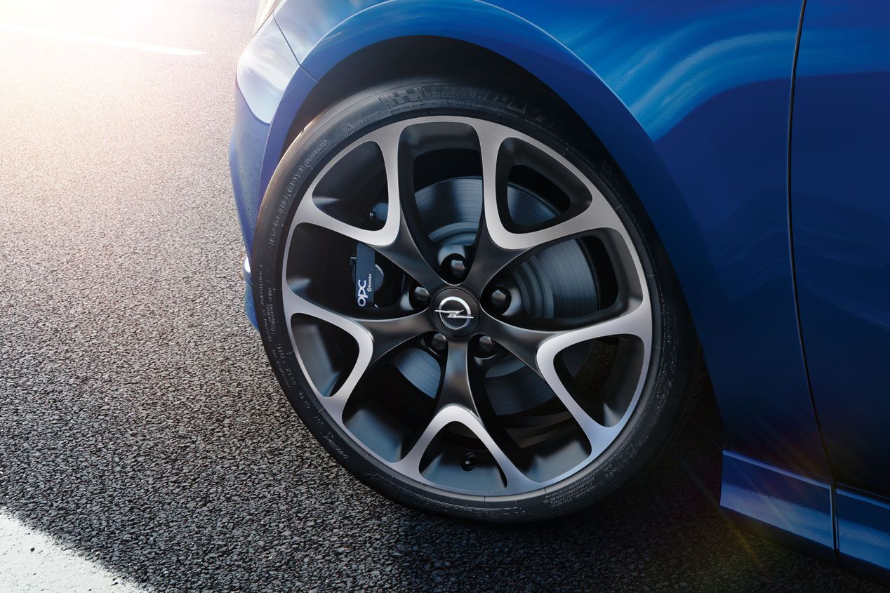 Opel Corsa OPC 2015, pequeña bomba deportiva