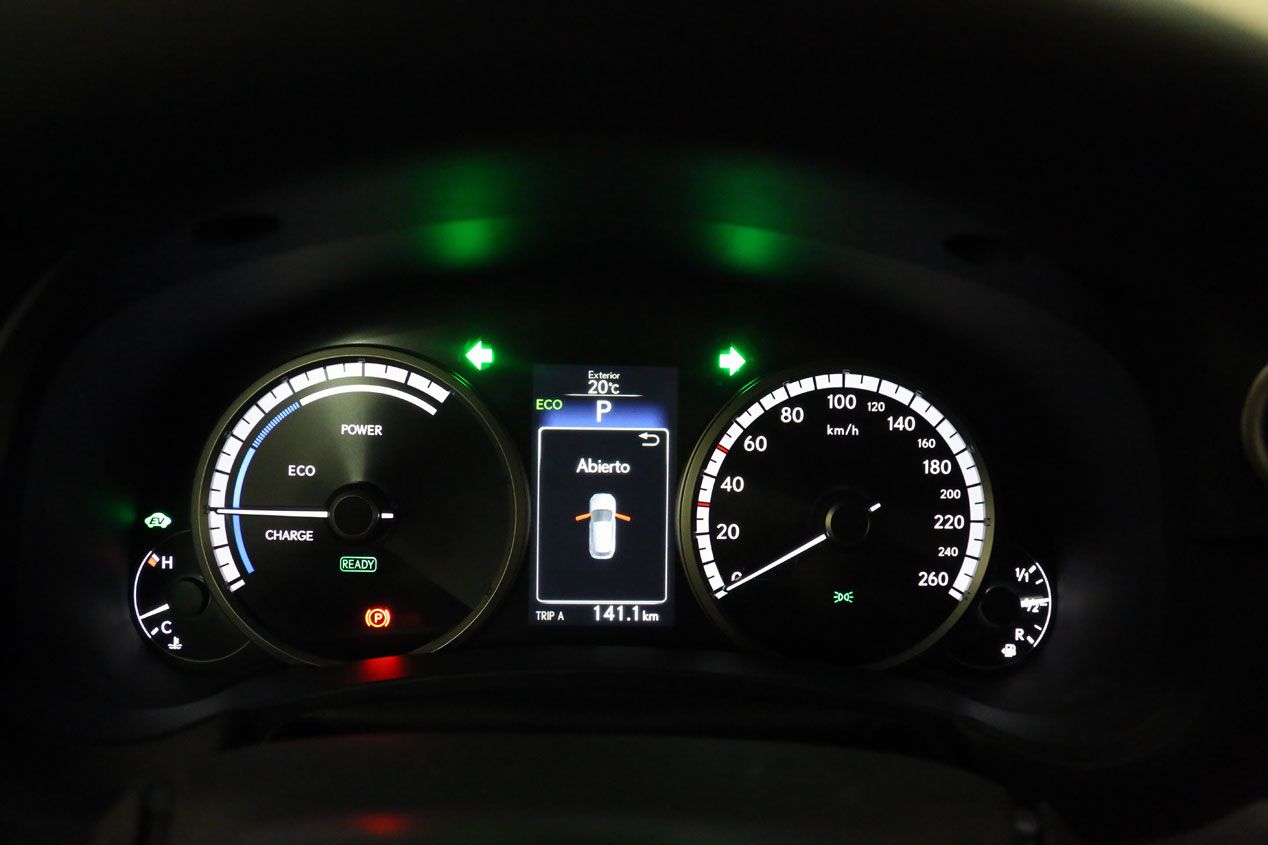Comparativa: Audi Q5 Hybrid & Lexus NX 300h & Volvo V60 Plug-in Hybrid