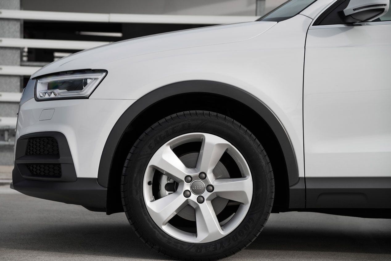 Audi Q3 2015, más equipamiento y más donde elegir