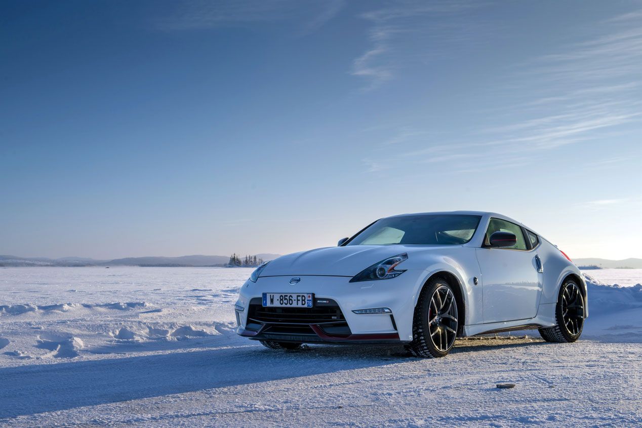 Nissan 370Z 2015, un deportivo con precio rompedor: 32.900 euros