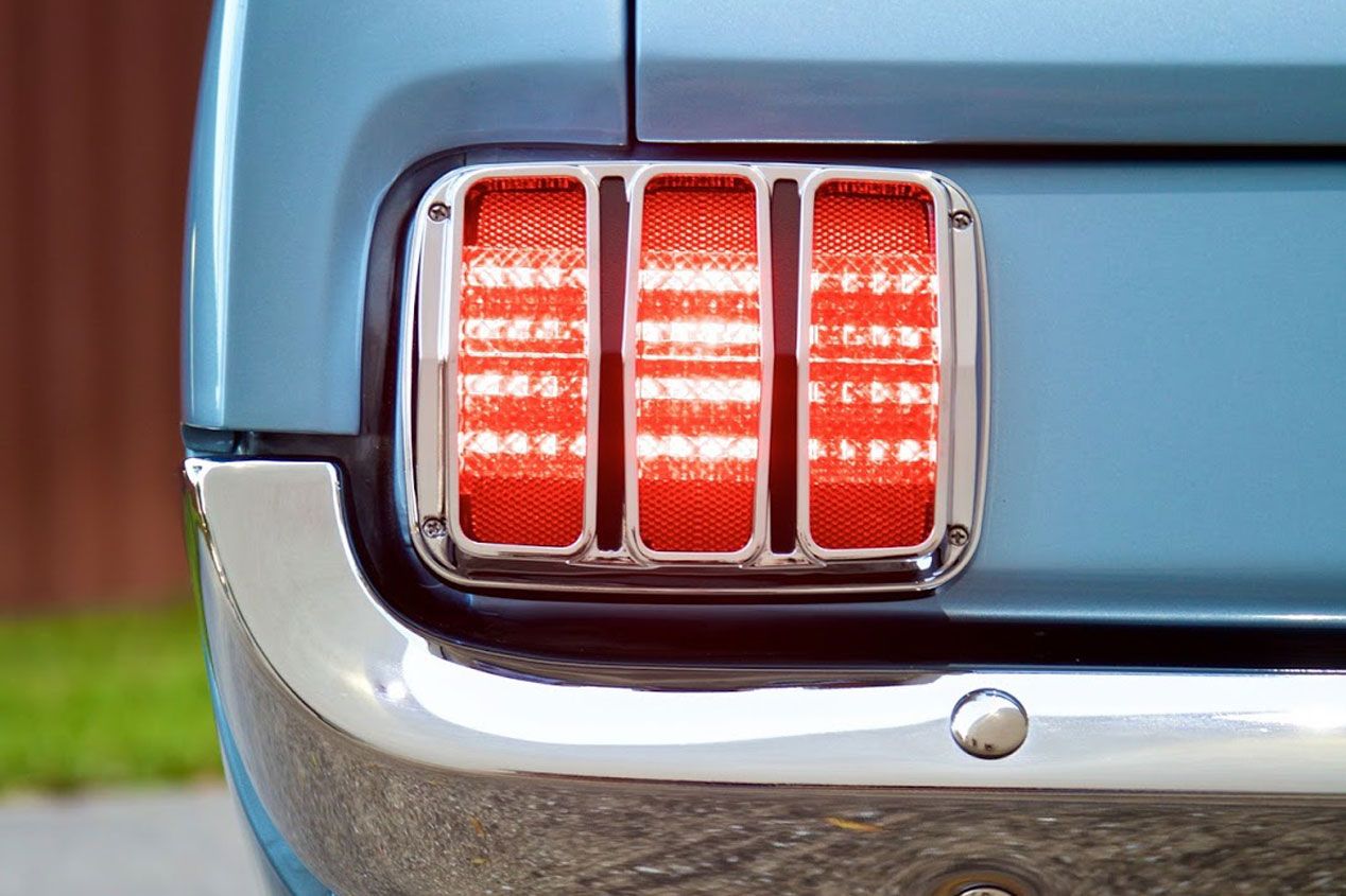 Revology Cars y su Ford Mustang retro-moderno