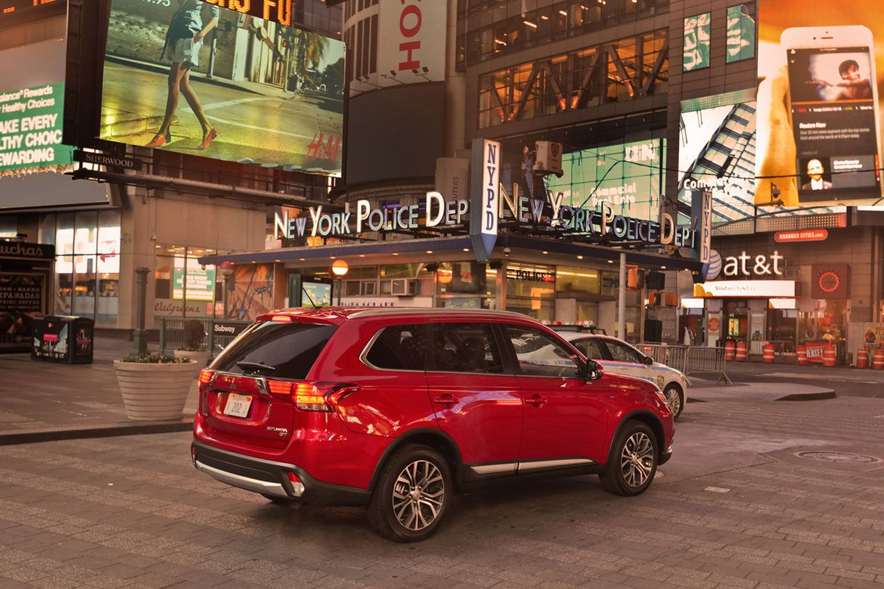 Mitsubishi Outlander 2016