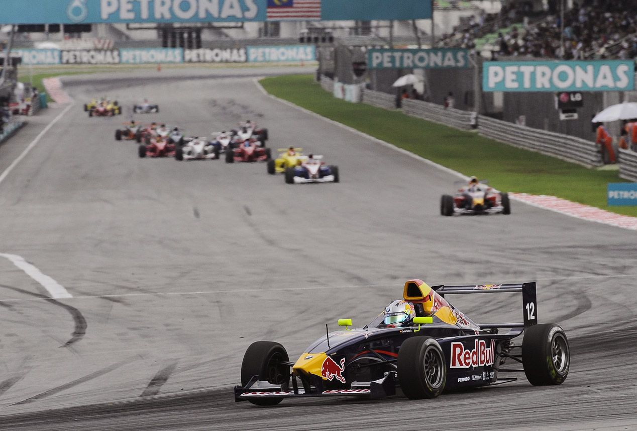 Así fue el debut de Carlos Sainz Jr. en monoplazas en 2010