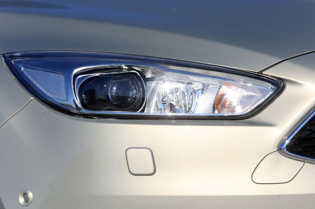 Comparativa: Ford Focus 1.6 TDCI 115 Titanium vs Renault Mégane 1.5 dCi 110 Limited