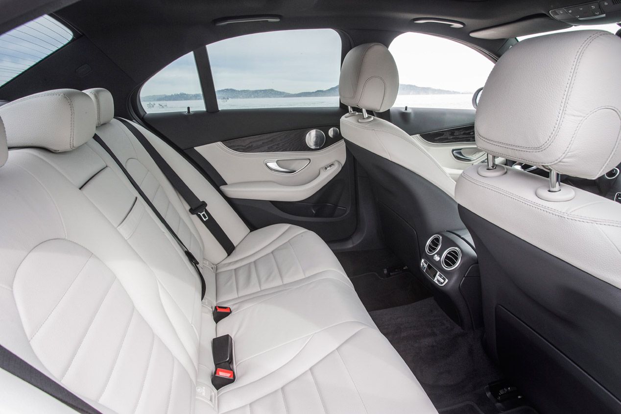 Contacto: Mercedes C350e