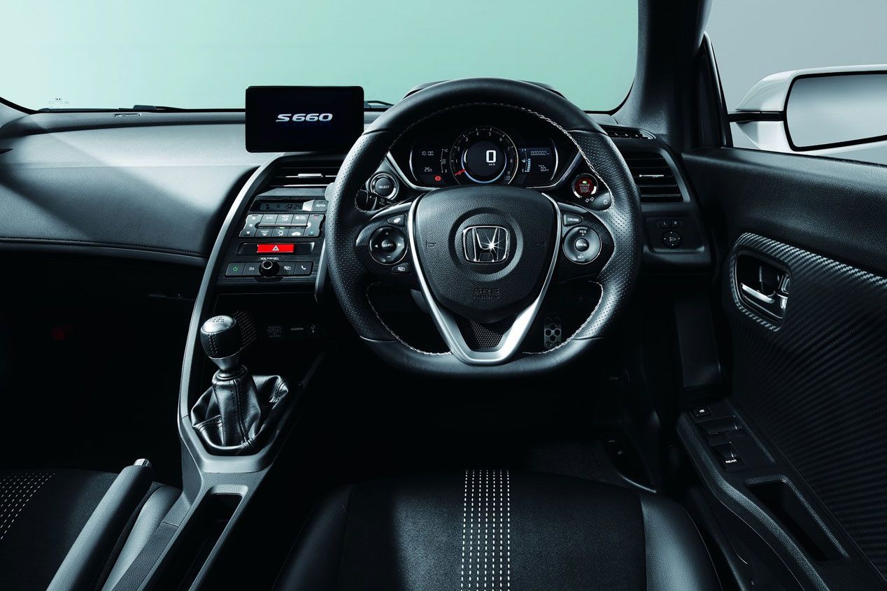 Honda S660 Roadster, un pequeño diablo deportivo