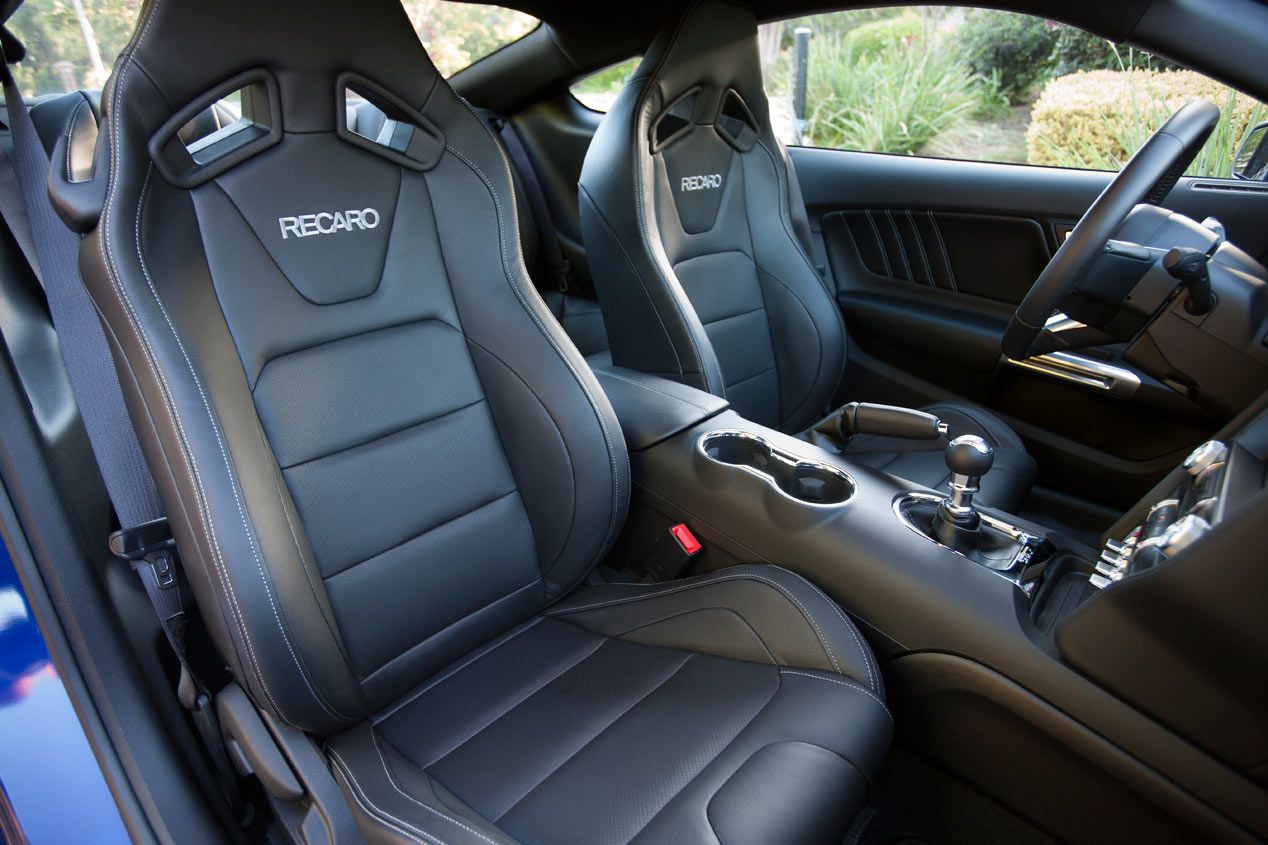 Contacto comparativo: Ford Mustang vs BMW Serie 4