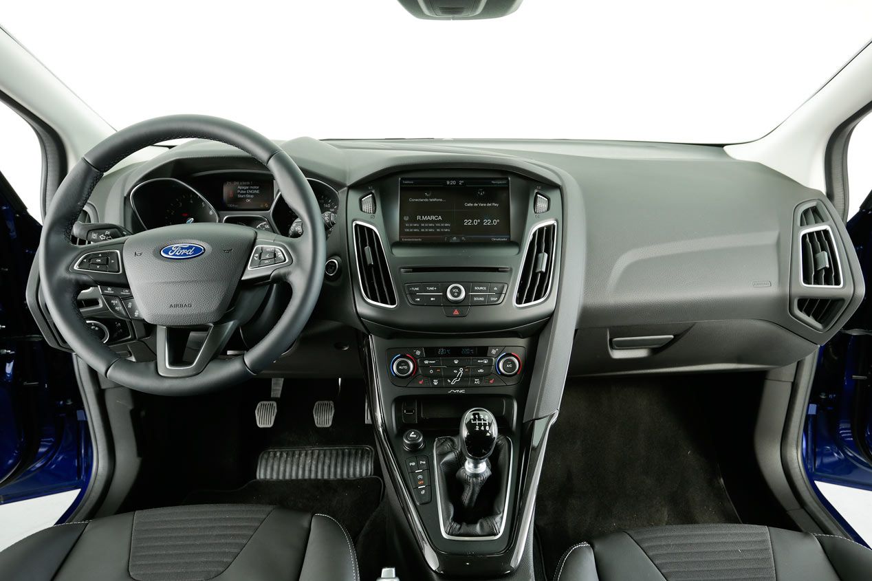 Comparativa: Ford Focus 1.0 EcoBoost 125 vs. Peugeot 308 1.2 e-THP 130 PureTech