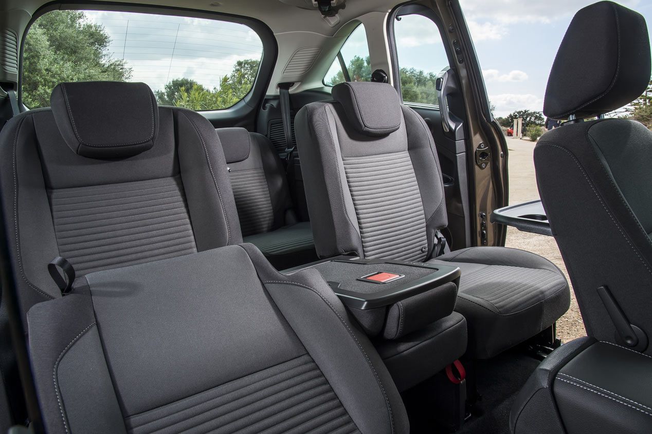 Contacto: Ford C-Max y Grand C-Max, compromiso familiar