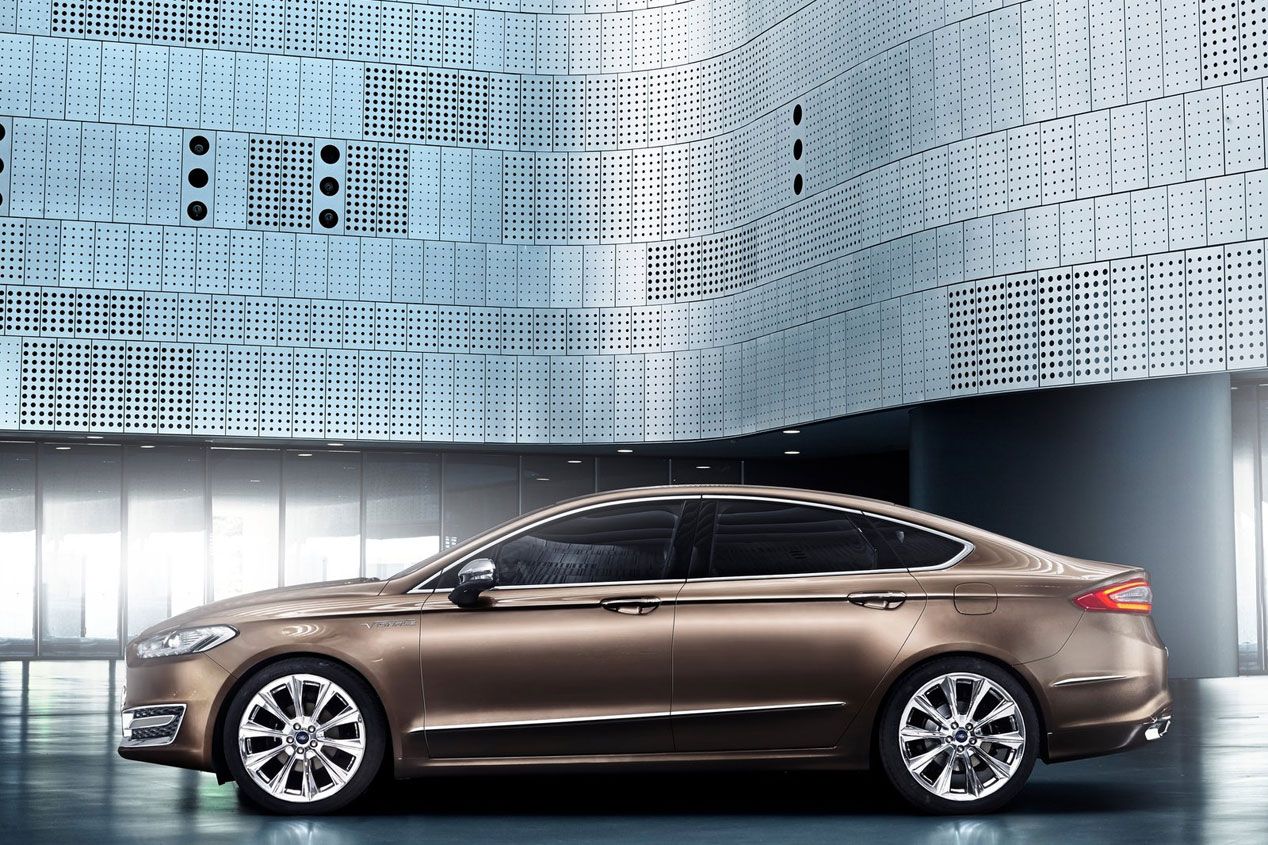 Ford Mondeo Vignale, vestido de etiqueta