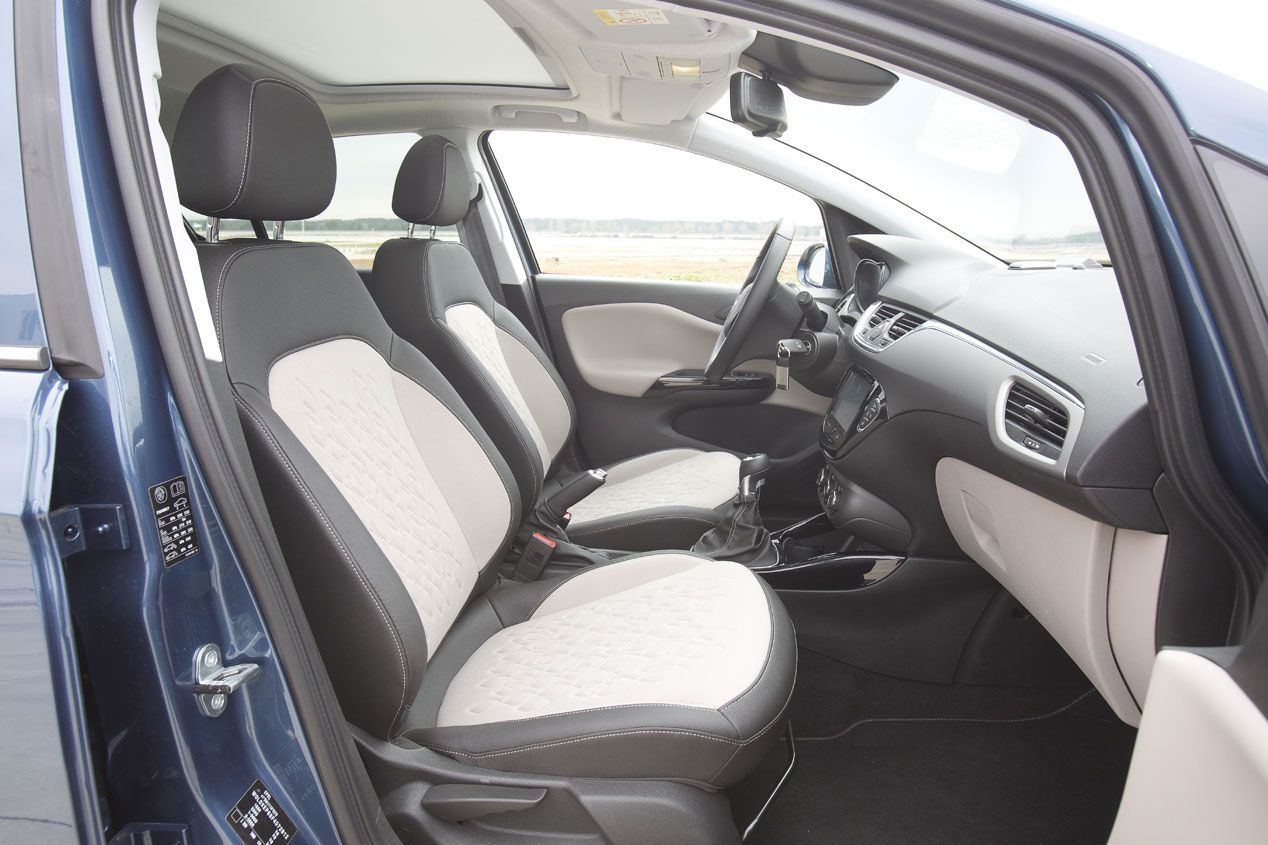 Ford Fiesta 1.0 125 CV vs Opel Corsa 1.0T 115 y Skoda Fabia 1.2 TSI 110