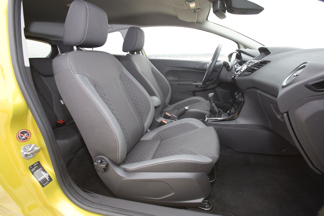 Ford Fiesta 1.0 125 CV vs Opel Corsa 1.0T 115 y Skoda Fabia 1.2 TSI 110