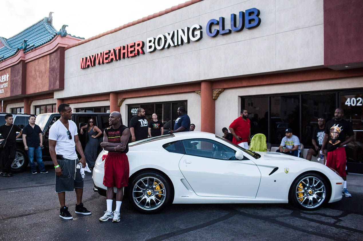 El garaje multimillonario del boxeador Floyd Mayweather