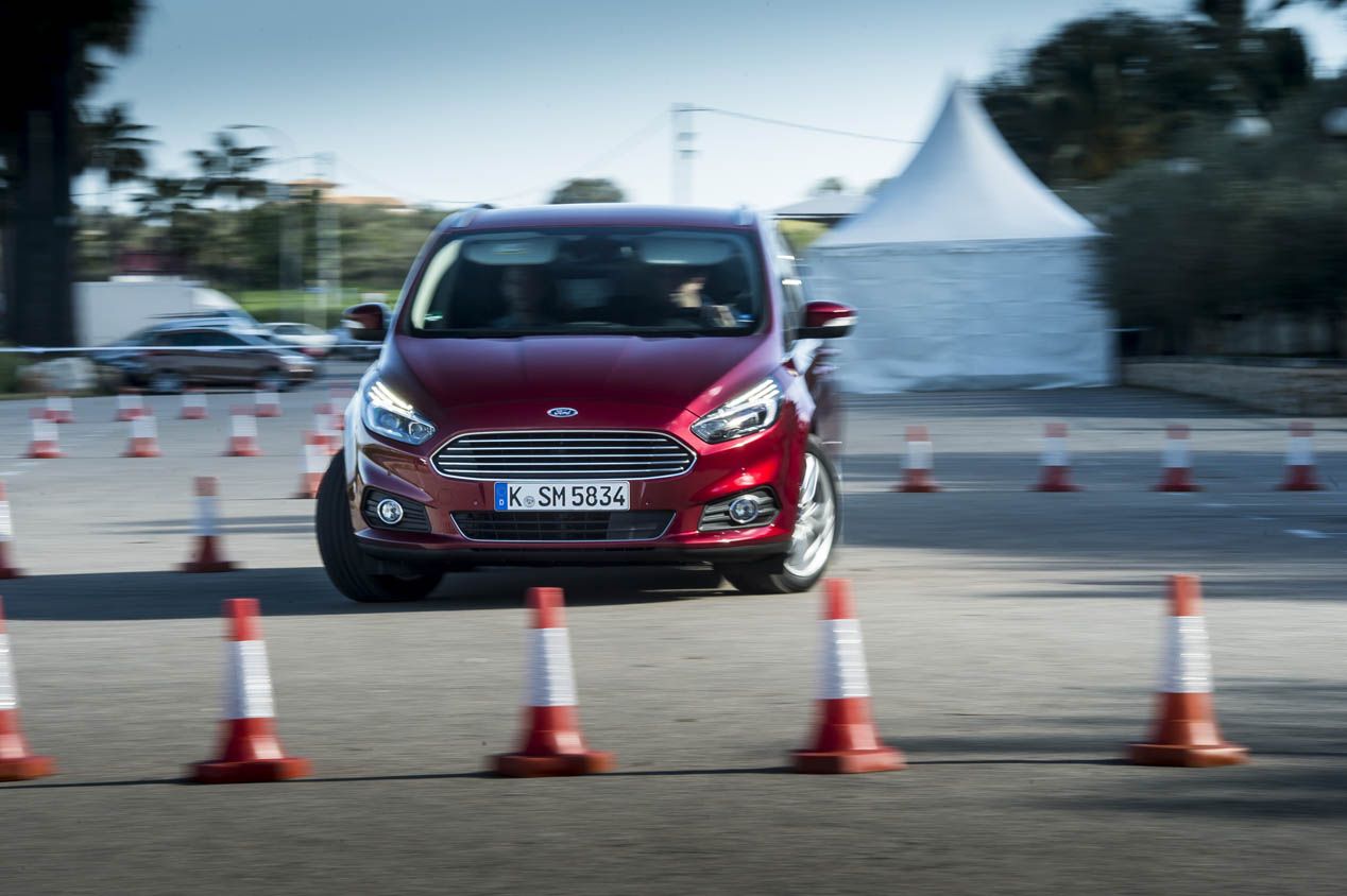 Ford S-Max 2015