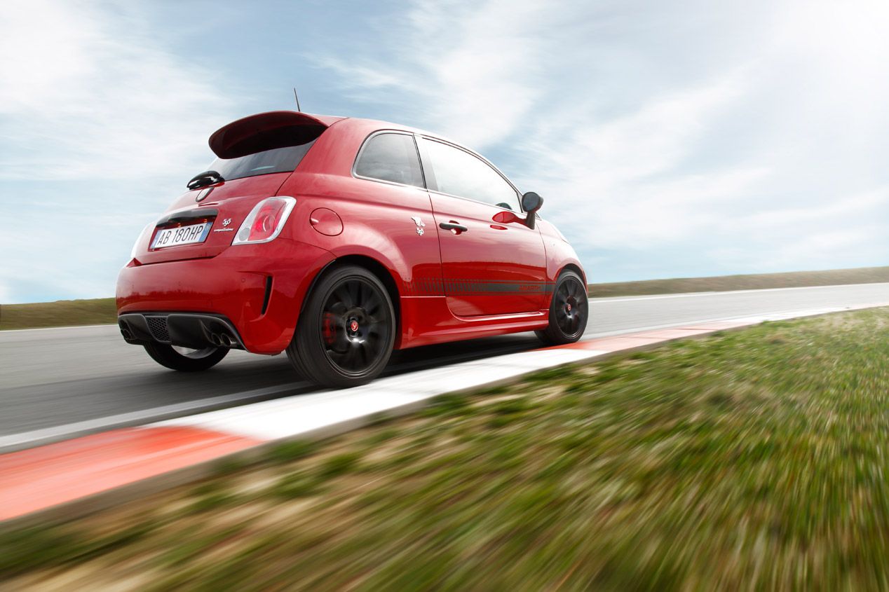 Abarth 500 2015, renovación para la pequeño escorpión